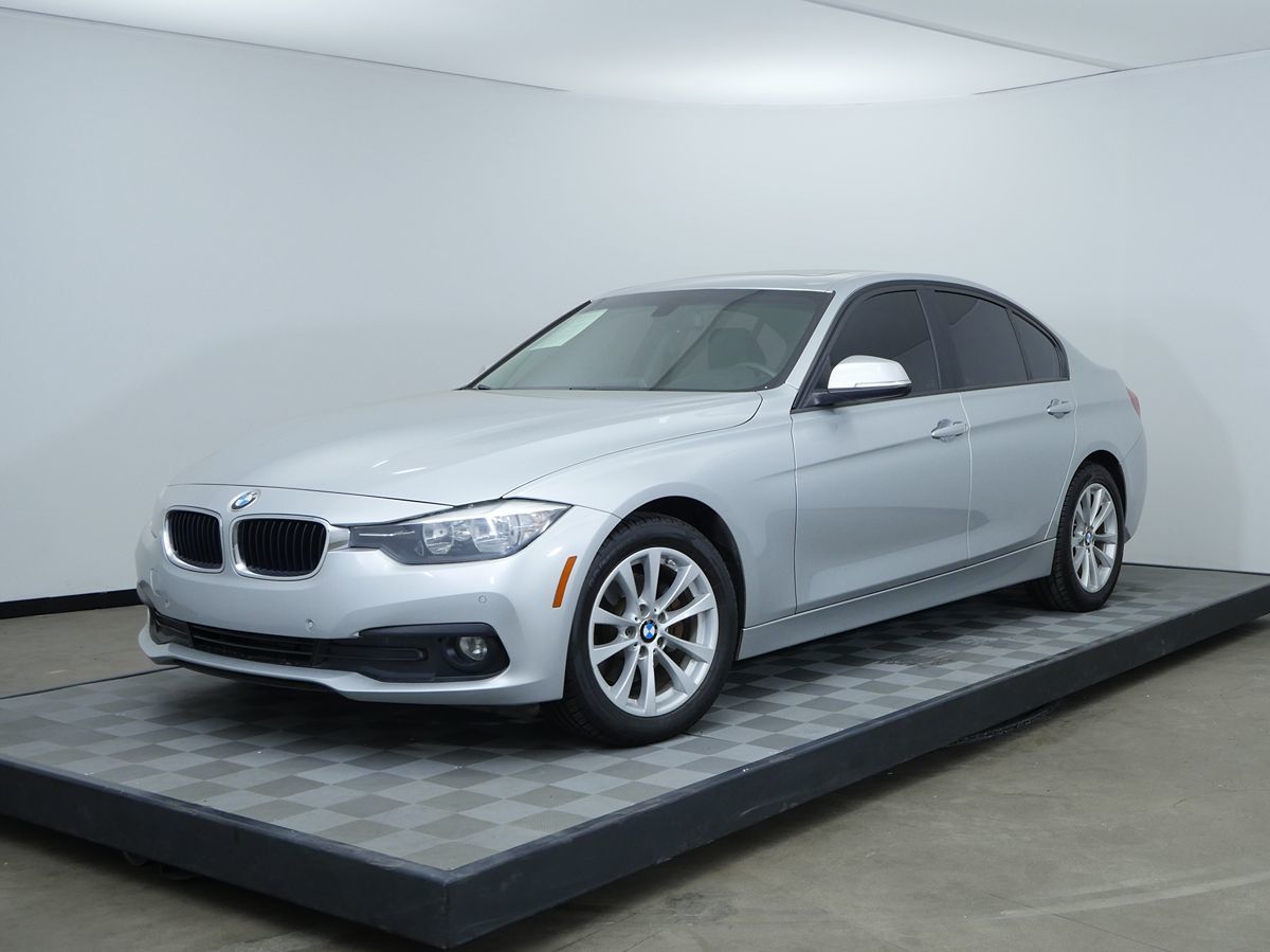  320i シルバー 3シリーズ Sold 2017 BMW 3 Series 320i xDrive Sedan 4D in Sacramento